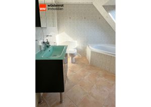 Immobilienangebot - Mellenthin - Alle - FAST AM KRIENKER SEE + TOP AUSGESTATTET MIT EINBAUKÜCHE + KAMIN + ZWEI BÄDER + PHOTOVOLTAIKANLAGE