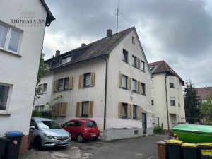 Immobilienangebot - Heilbronn - Alle - 3 -FAMILIENHAUS (VERMIETET)
3 x 2 ZIMMER-WOHNUNGEN
1 WOHNUNG AB 01.11.2025 FREI