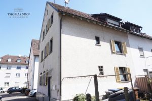 Immobilienangebot - Heilbronn - Alle - 3 -FAMILIENHAUS (VERMIETET)
3 x 2 ZIMMER-WOHNUNGEN
1 WOHNUNG AB 01.11.2025 FREI