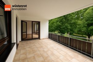 Immobilienangebot - Bad Homburg vor der Höhe - Alle - Familienfreundliche 3-Zimmer-Wohnung mit einem großen Balkon und grünem Ausblick in einer ruhigen Gegend in Bad Hamburg
