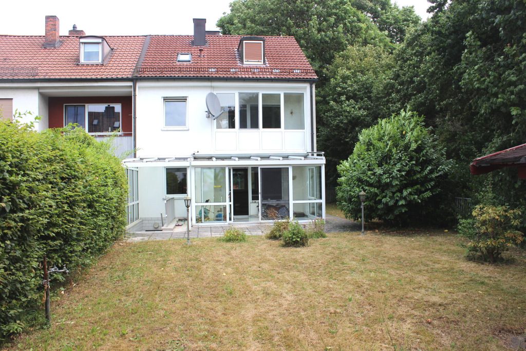 Immobilienangebot - Nürnberg - Alle - Reiheneckhaus in Nürnberg-Ziegelstein
Gemütlichkeit fürs Lebensglück