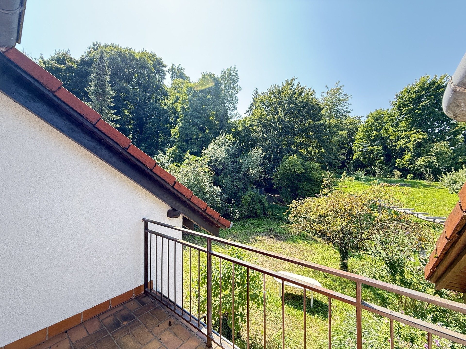 Immobilienangebot - Weinheim - Alle - Naturnah und zentral, Doppelhaushälfte mit kleiner Einliegerwohnung in beliebter Lage von Weinheim
