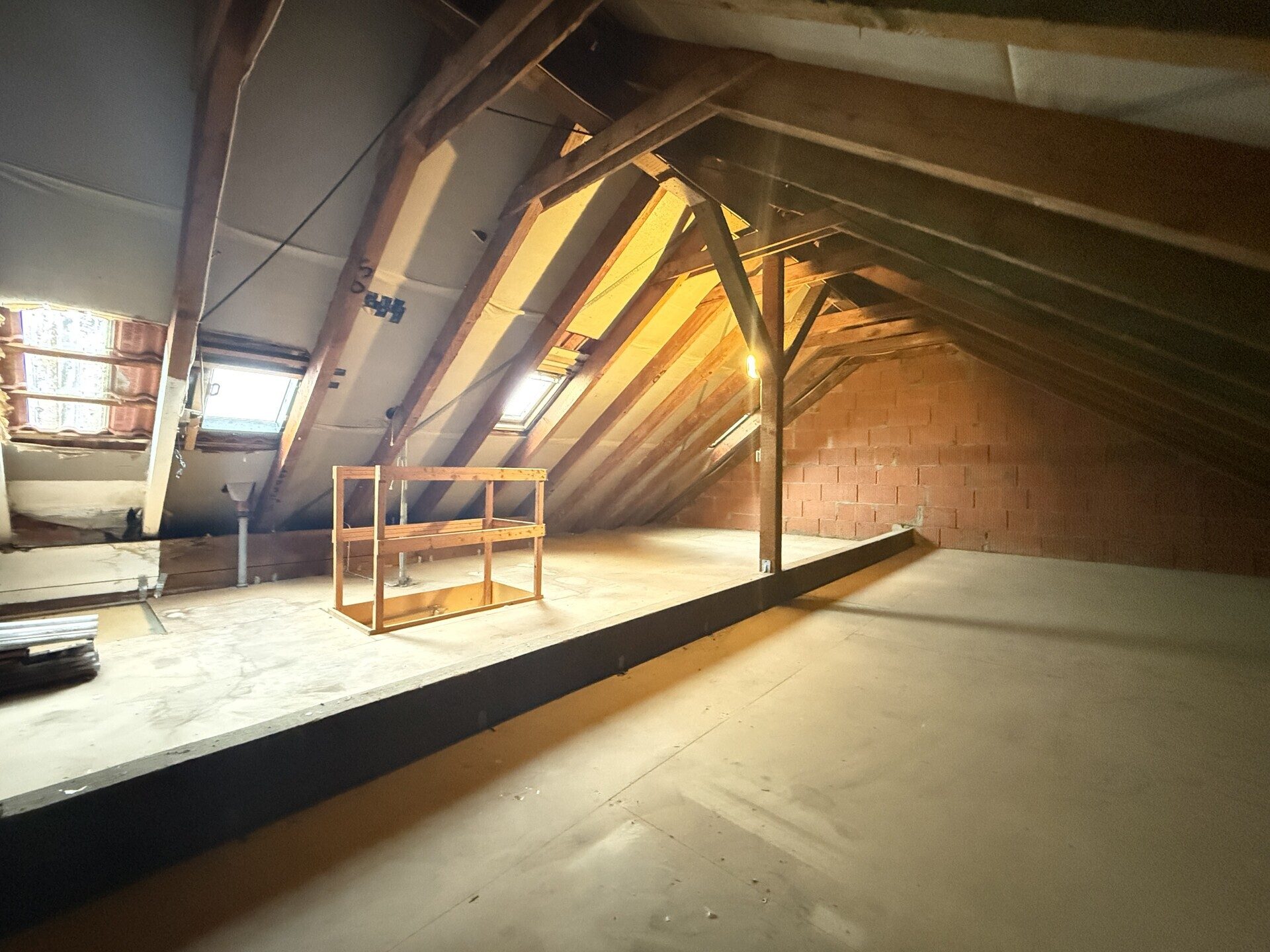 Immobilienangebot - Weinheim - Alle - Naturnah und zentral, Doppelhaushälfte mit kleiner Einliegerwohnung in beliebter Lage von Weinheim