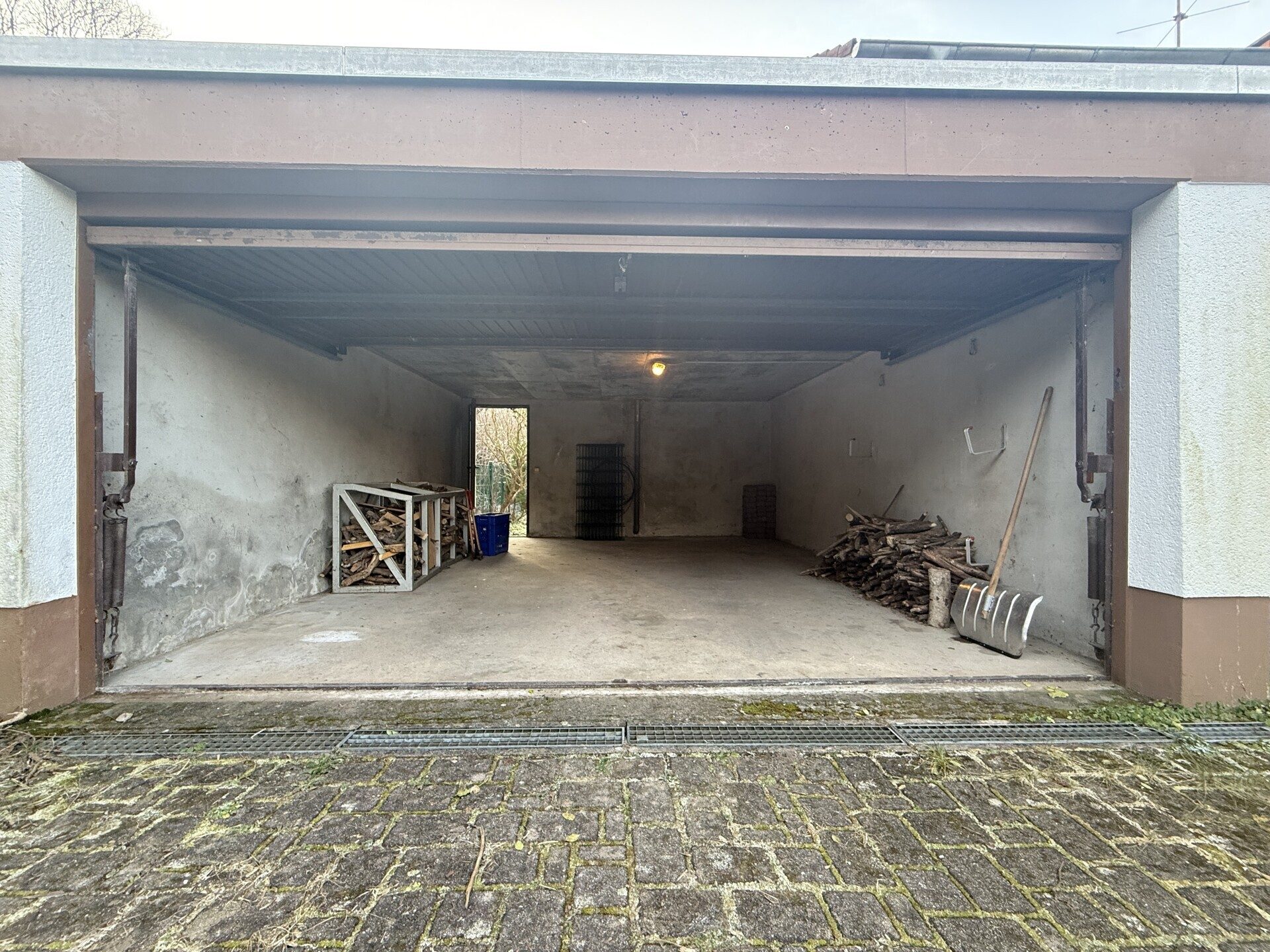 Immobilienangebot - Weinheim - Alle - Naturnah und zentral, Doppelhaushälfte mit kleiner Einliegerwohnung in beliebter Lage von Weinheim