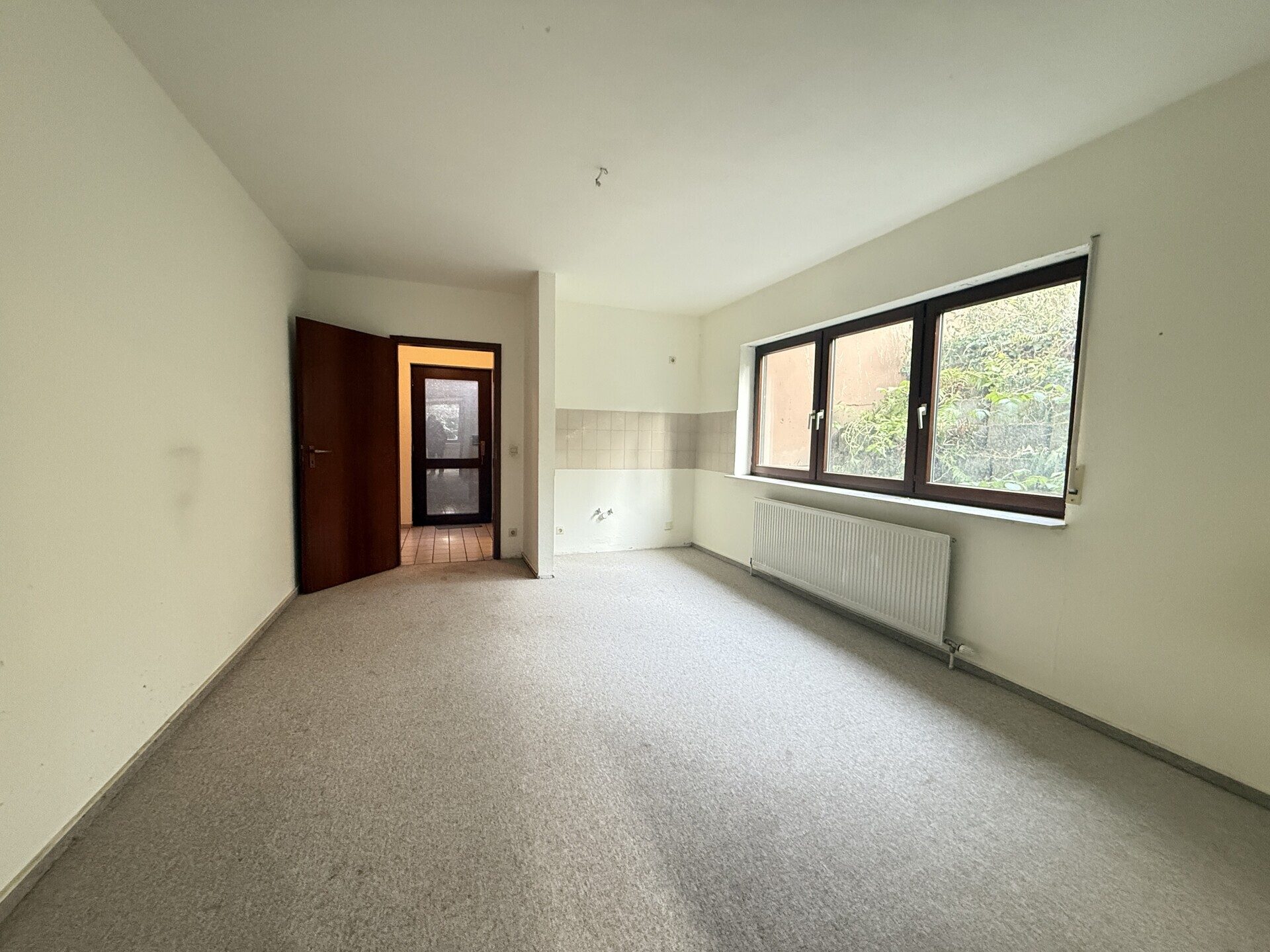 Immobilienangebot - Weinheim - Alle - Naturnah und zentral, Doppelhaushälfte mit kleiner Einliegerwohnung in beliebter Lage von Weinheim