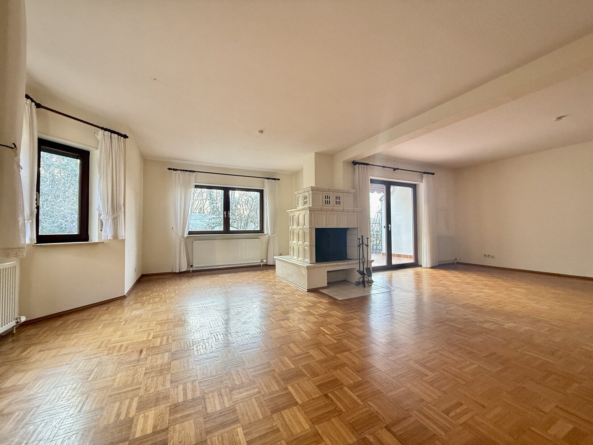 Immobilienangebot - Weinheim - Alle - Naturnah und zentral, Doppelhaushälfte mit kleiner Einliegerwohnung in beliebter Lage von Weinheim
