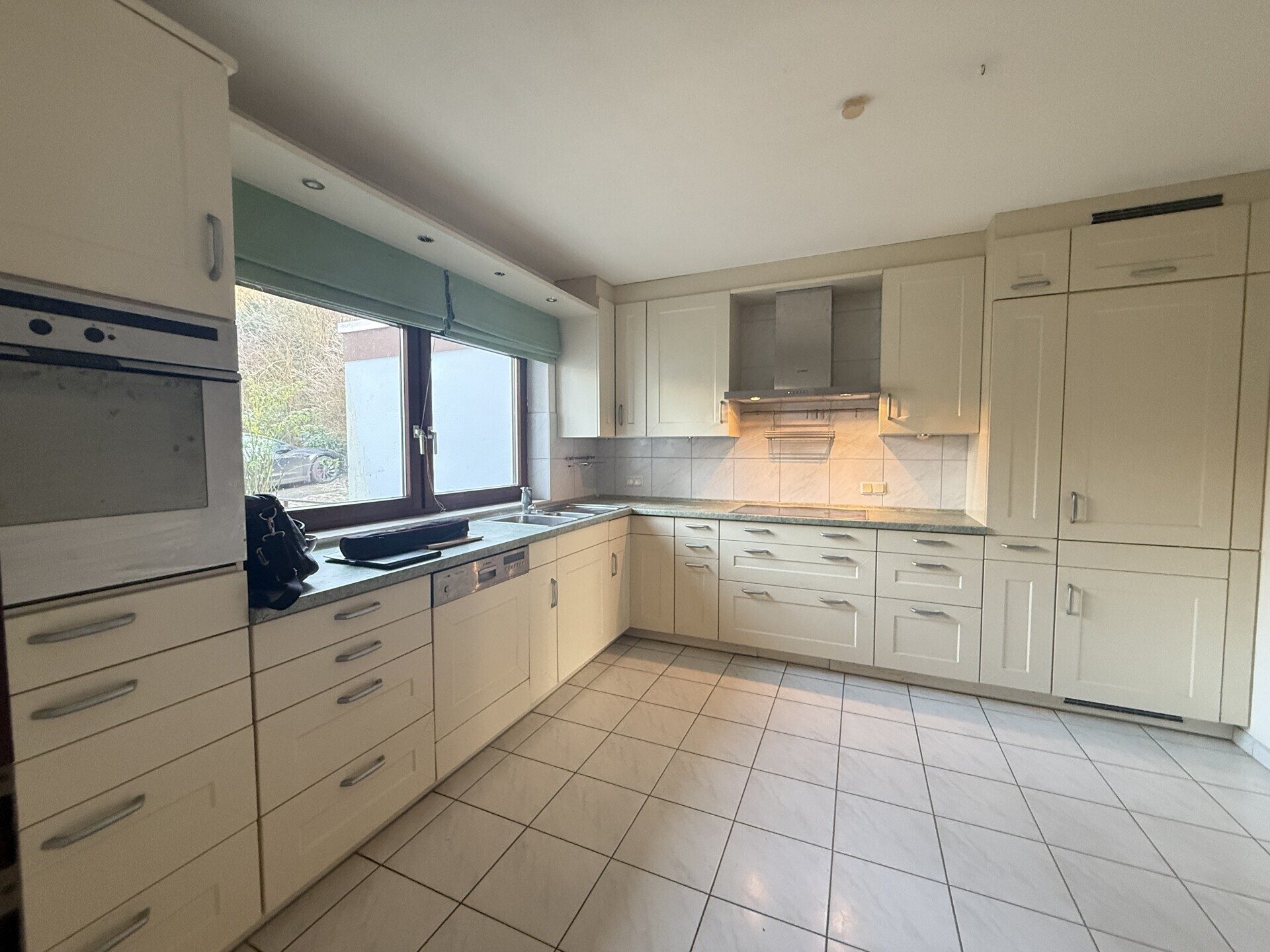 Immobilienangebot - Weinheim - Alle - Naturnah und zentral, Doppelhaushälfte mit kleiner Einliegerwohnung in beliebter Lage von Weinheim