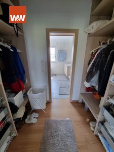 Immobilienangebot - Seinsheim / Wässerndorf - Alle - Modernes Einfamilienhaus mit Einliegerwohnung, Doppelgarage und großem Garten