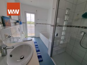 Immobilienangebot - Seinsheim / Wässerndorf - Alle - Modernes Einfamilienhaus mit Einliegerwohnung, Doppelgarage und großem Garten