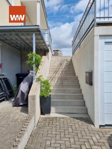 Immobilienangebot - Seinsheim / Wässerndorf - Alle - Modernes Einfamilienhaus mit Einliegerwohnung, Doppelgarage und großem Garten
