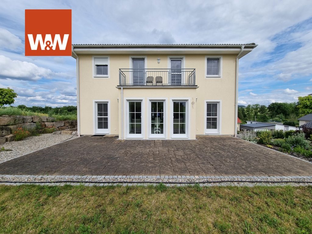 Immobilienangebot - Seinsheim / Wässerndorf - Alle - Modernes Einfamilienhaus mit Einliegerwohnung, Doppelgarage und großem Garten