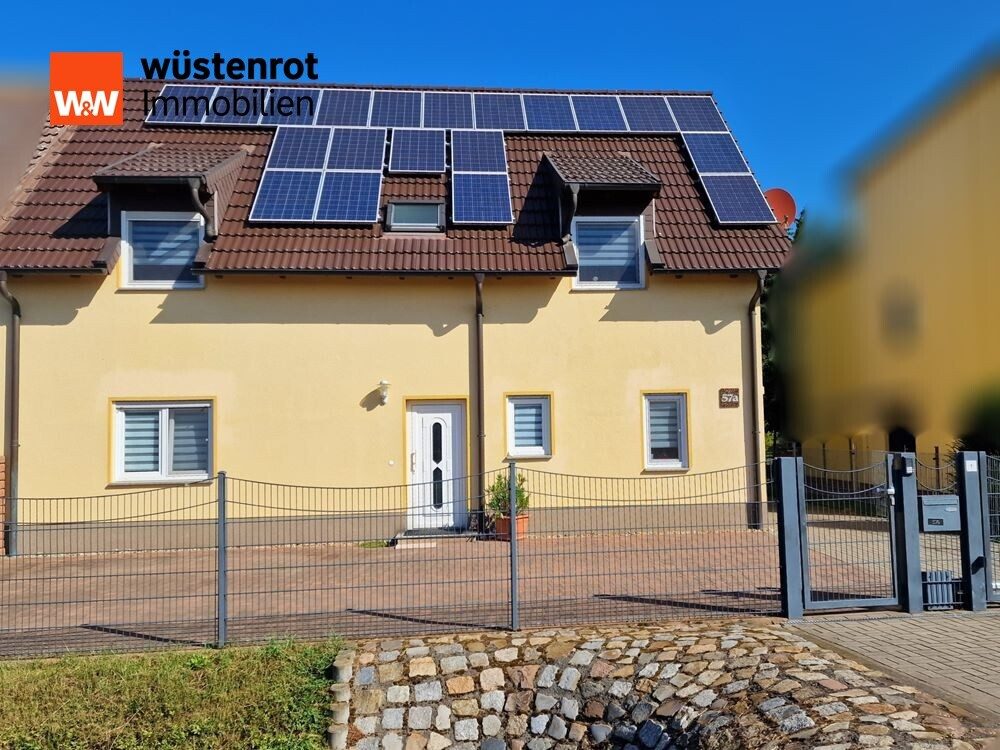 Immobilienangebot - Magdeburg / Prester - Alle - Tolles Zweifamilienhaus mit Wellness-Paket in Magdeburg Prester