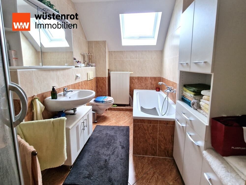 Immobilienangebot - Magdeburg / Prester - Alle - Tolles Zweifamilienhaus mit Wellness-Paket in Magdeburg Prester