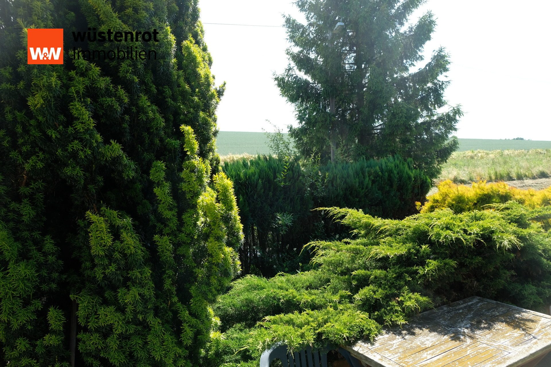 Immobilienangebot - Oederan - Alle - Schöne Doppelhaushälfte in Feldrandlage mit weitem Blick und großem Potenzial