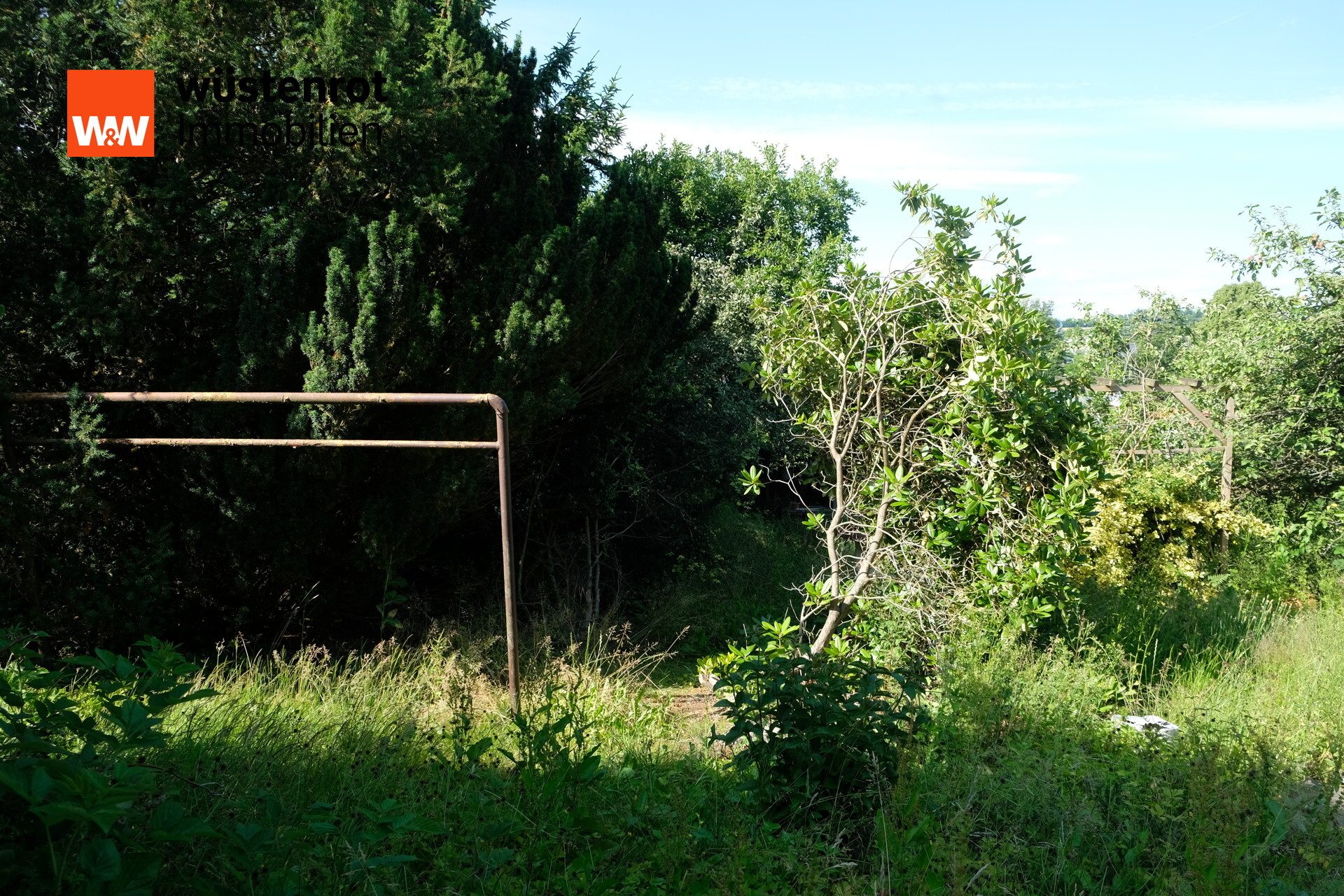 Immobilienangebot - Oederan - Alle - Schöne Doppelhaushälfte in Feldrandlage mit weitem Blick und großem Potenzial