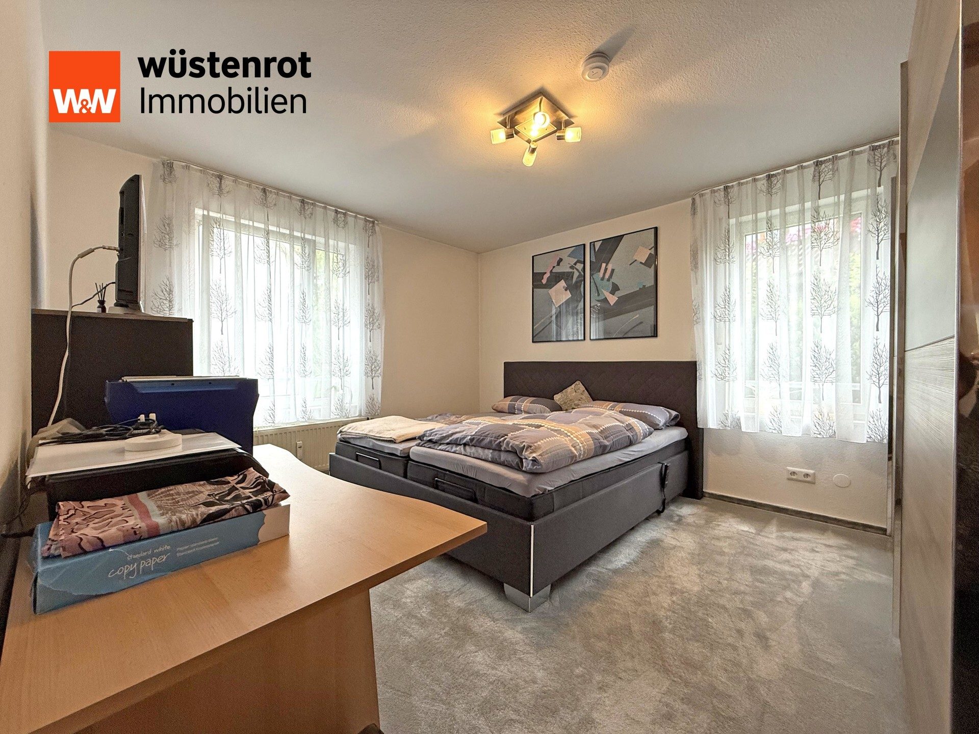 Immobilienangebot - Leonberg - Alle - Gepflegte 2-Zimmer-Wohnung mit Balkon, TG- & Außenstellplatz – ideal zum Wohnen oder Anlegen!