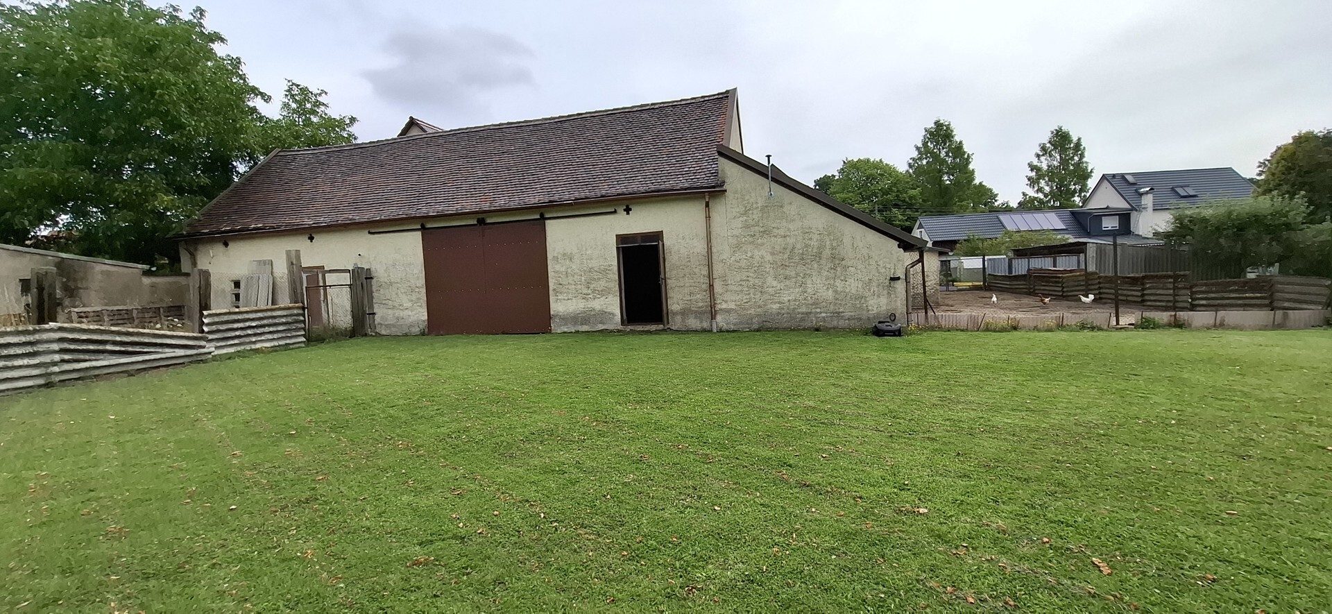 Immobilienangebot - Lieske - Alle - Solider Dreiseitenhof mit viel Land und Forst in Lieske