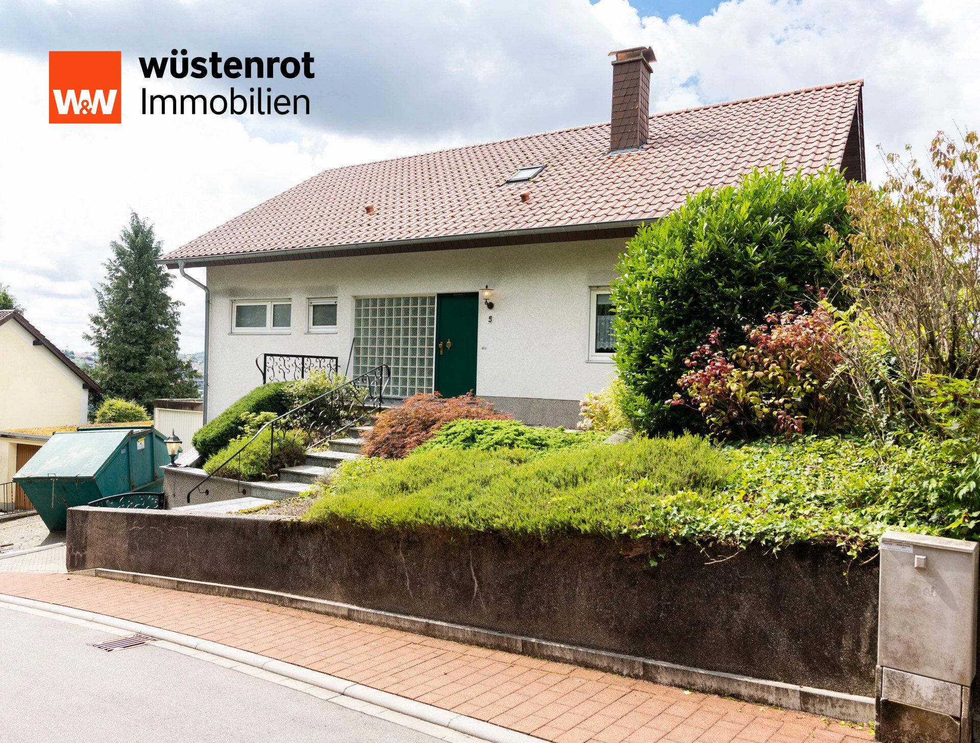 Immobilienangebot - Bammental - Alle - Großzügiges Anwesen mit herrlichem Weitblick über Bammental