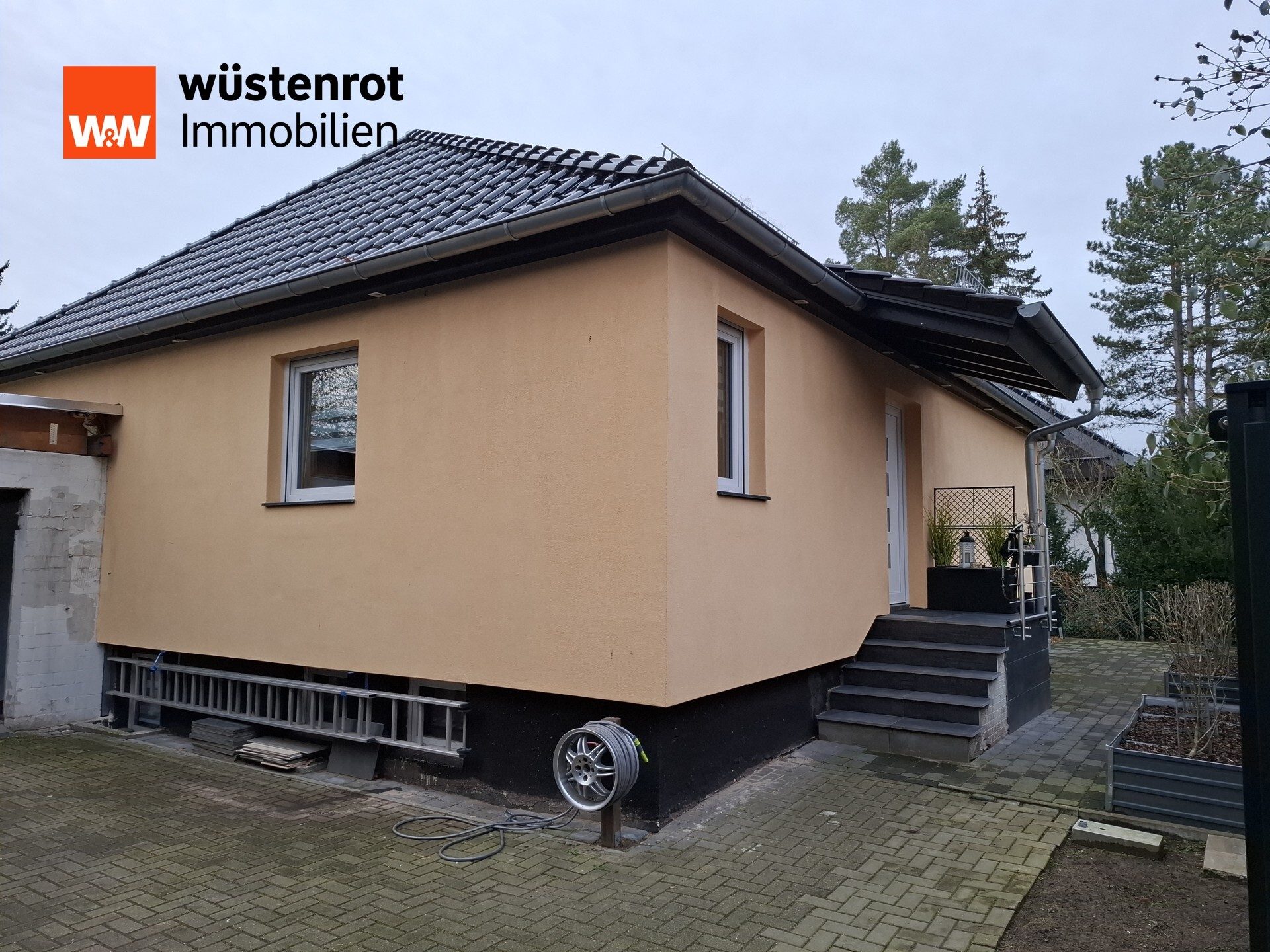 Immobilienangebot - Berlin - Alle - *Sehr geschmackvolles, saniertes Einfamilienhaus mit Top Ausstattung in grüner Lage von Tegel*