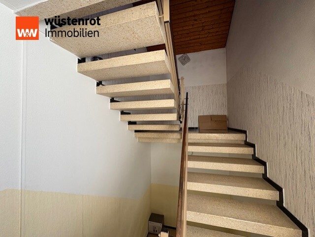 Immobilienangebot - Neulingen / Bauschlott - Alle - Schöne Doppelhaushälfte -auf Erbpachtgrundstück- in Neulingen - Bauschlott