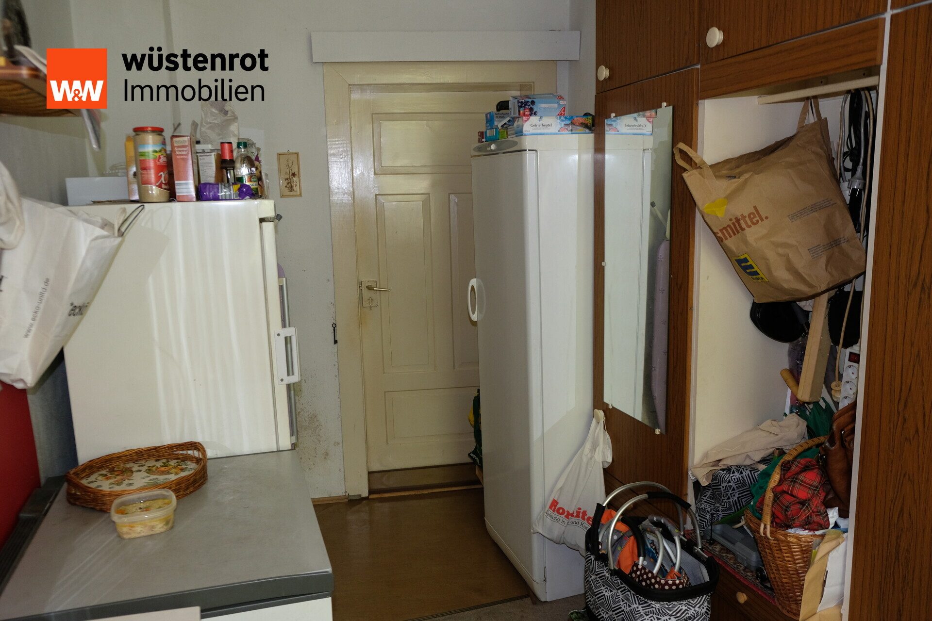 Immobilienangebot - Roßwein - Alle - Mehrfamilienhaus mit 3 Wohneinheiten auf 350 m² Grundstück in ruhiger Lage von Roßwein