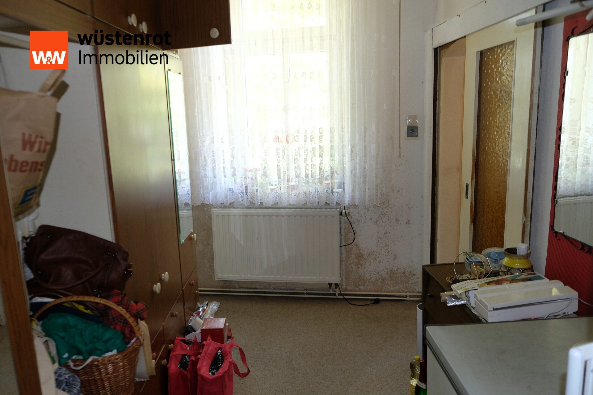 Immobilienangebot - Roßwein - Alle - Mehrfamilienhaus mit 3 Wohneinheiten auf 350 m² Grundstück in ruhiger Lage von Roßwein