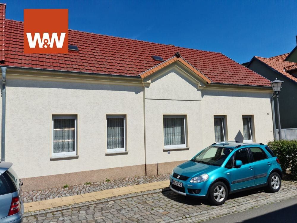 Immobilienangebot - Elsterwerda - Alle - Klassische DHH in Elsterwerda – großzügiges Landhaus mit viel Nebengelass