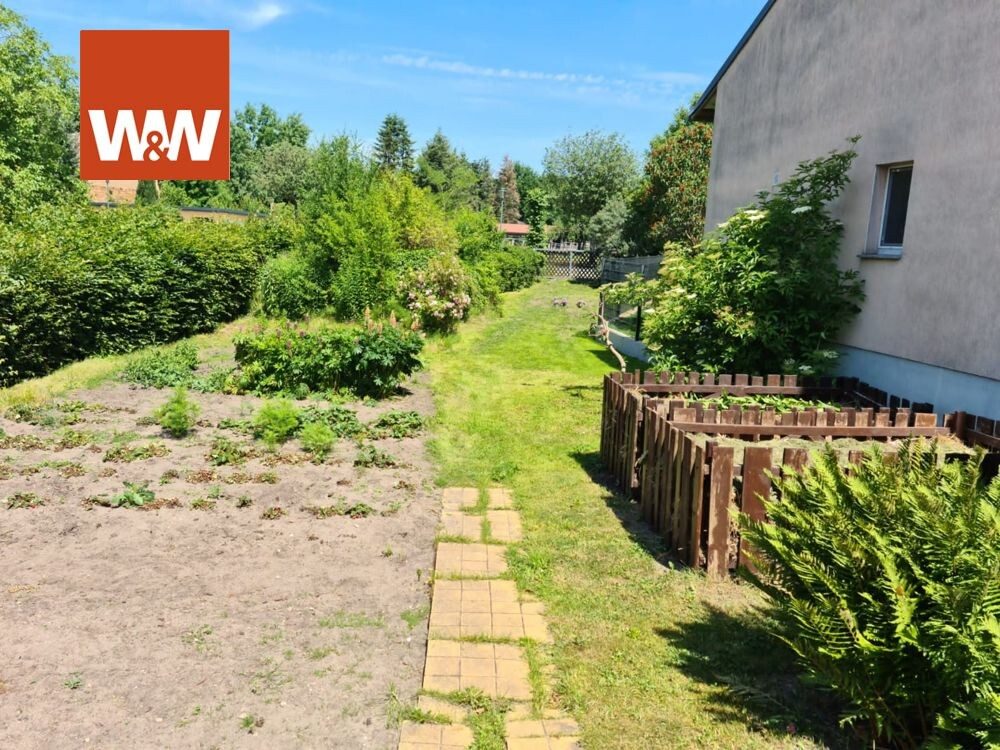 Immobilienangebot - Elsterwerda - Alle - Klassische DHH in Elsterwerda – großzügiges Landhaus mit viel Nebengelass