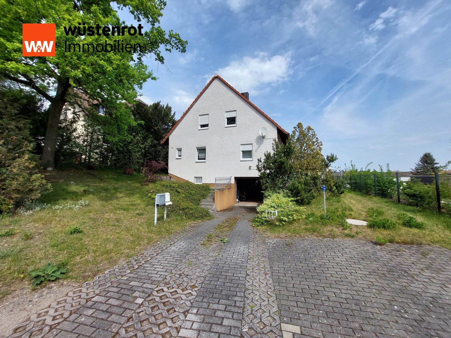 Immobilienangebot - Hoyerswerda / Schwarzkollm - Alle - Freistehendes Einfamilienhaus in beliebter Wohnlage