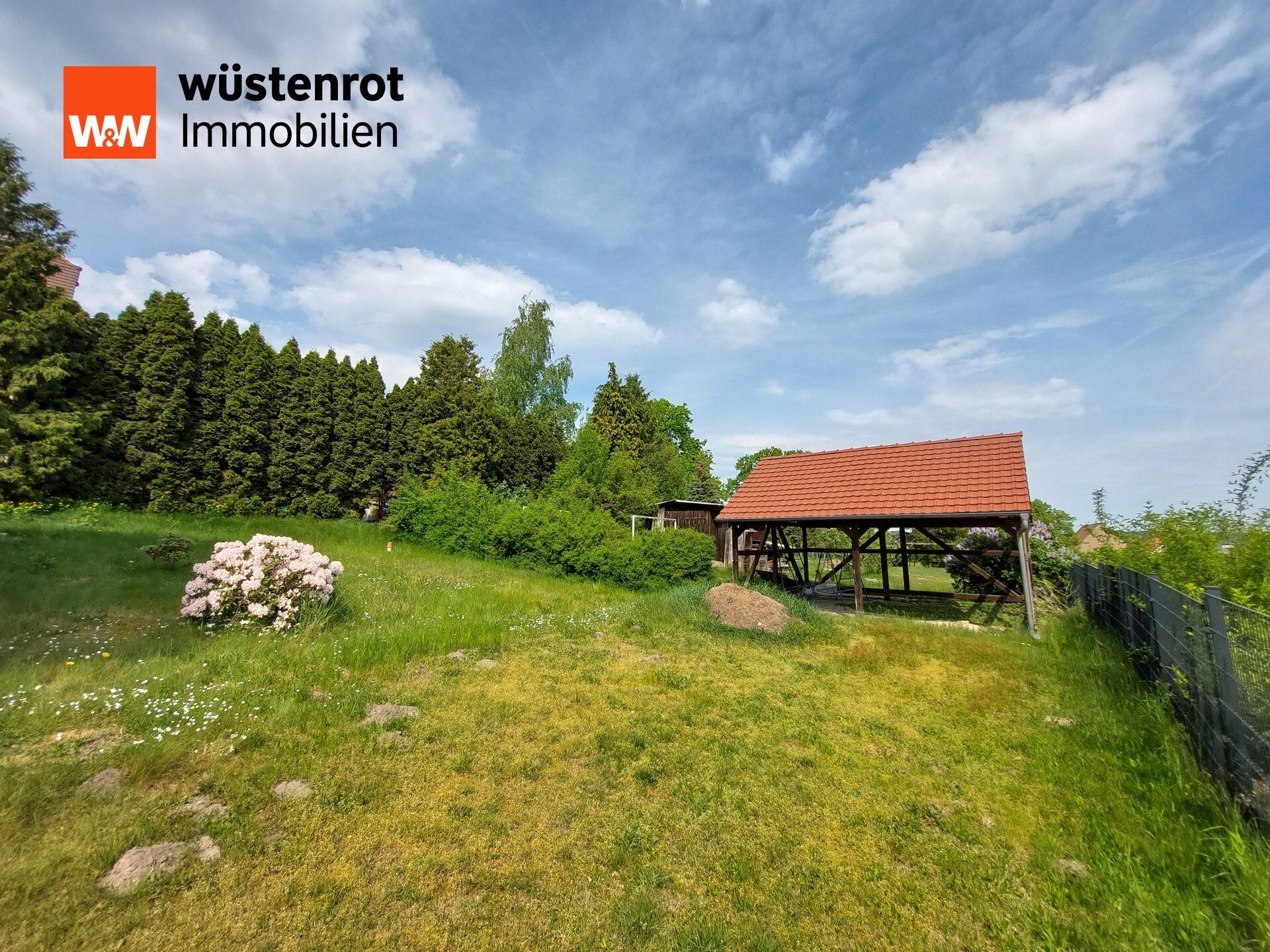 Immobilienangebot - Hoyerswerda / Schwarzkollm - Alle - Freistehendes Einfamilienhaus in beliebter Wohnlage