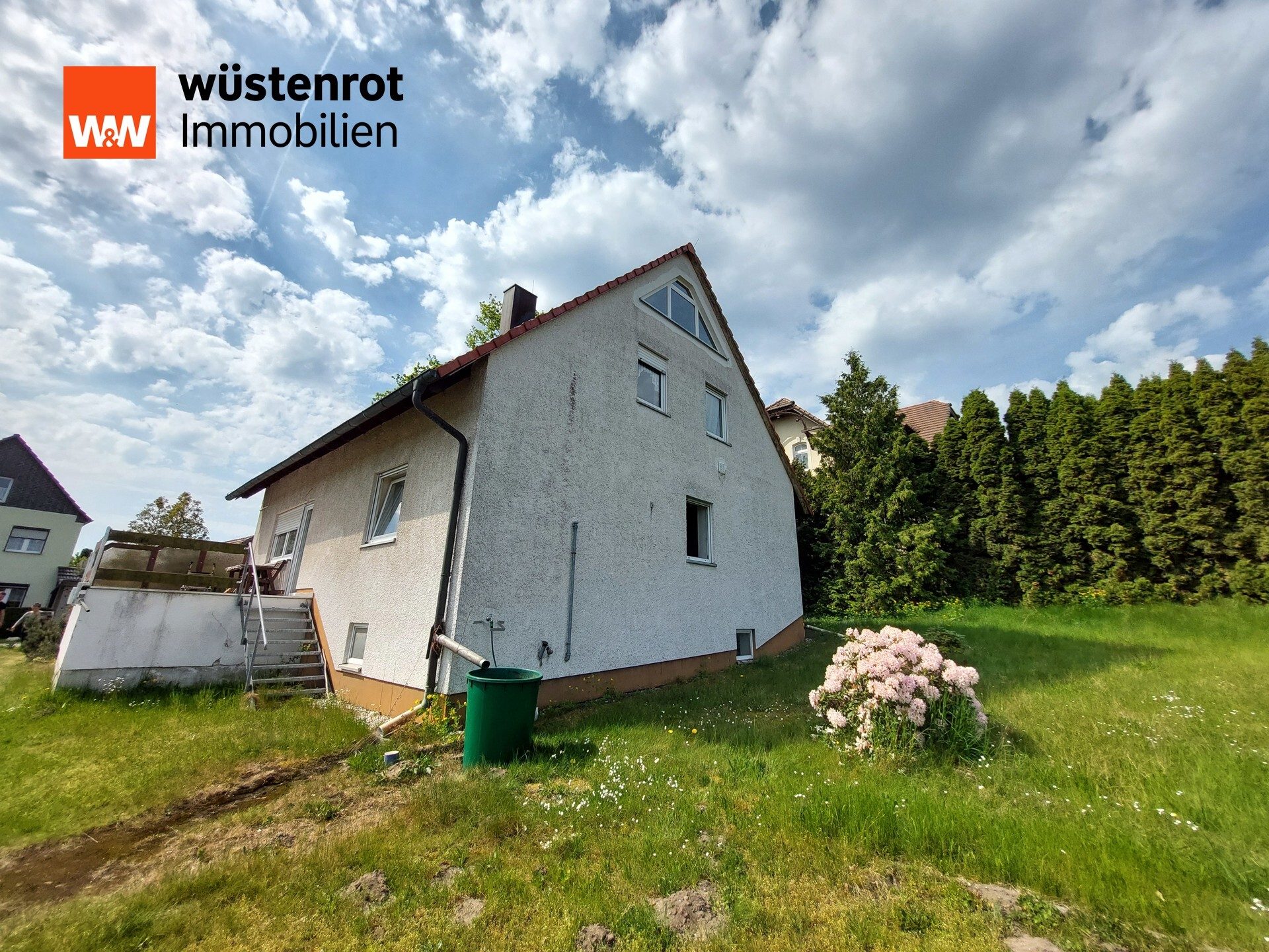 Immobilienangebot - Hoyerswerda / Schwarzkollm - Alle - Freistehendes Einfamilienhaus in beliebter Wohnlage