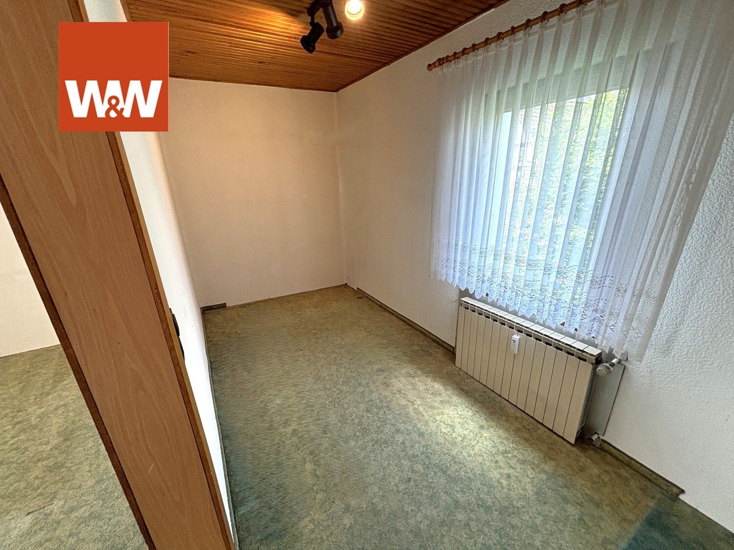 Immobilienangebot - Reichenschwand - Alle - "Viel Platz für alle"  Zweifamilienhaus mit 8,5 Zimmern und knapp 248 m², im Herzen Reichenschwands