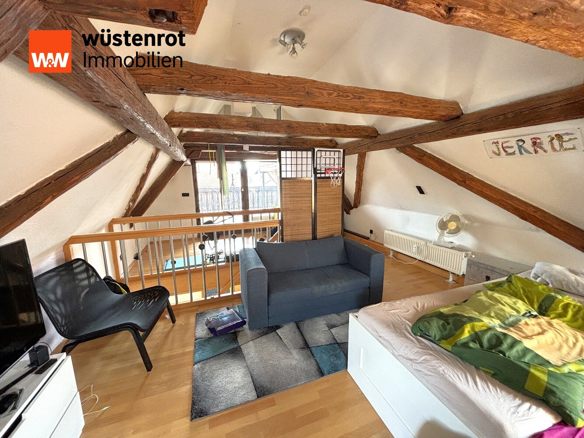 Immobilienangebot - Reichenschwand - Alle - "Viel Platz für alle"  Zweifamilienhaus mit 8,5 Zimmern und knapp 248 m², im Herzen Reichenschwands