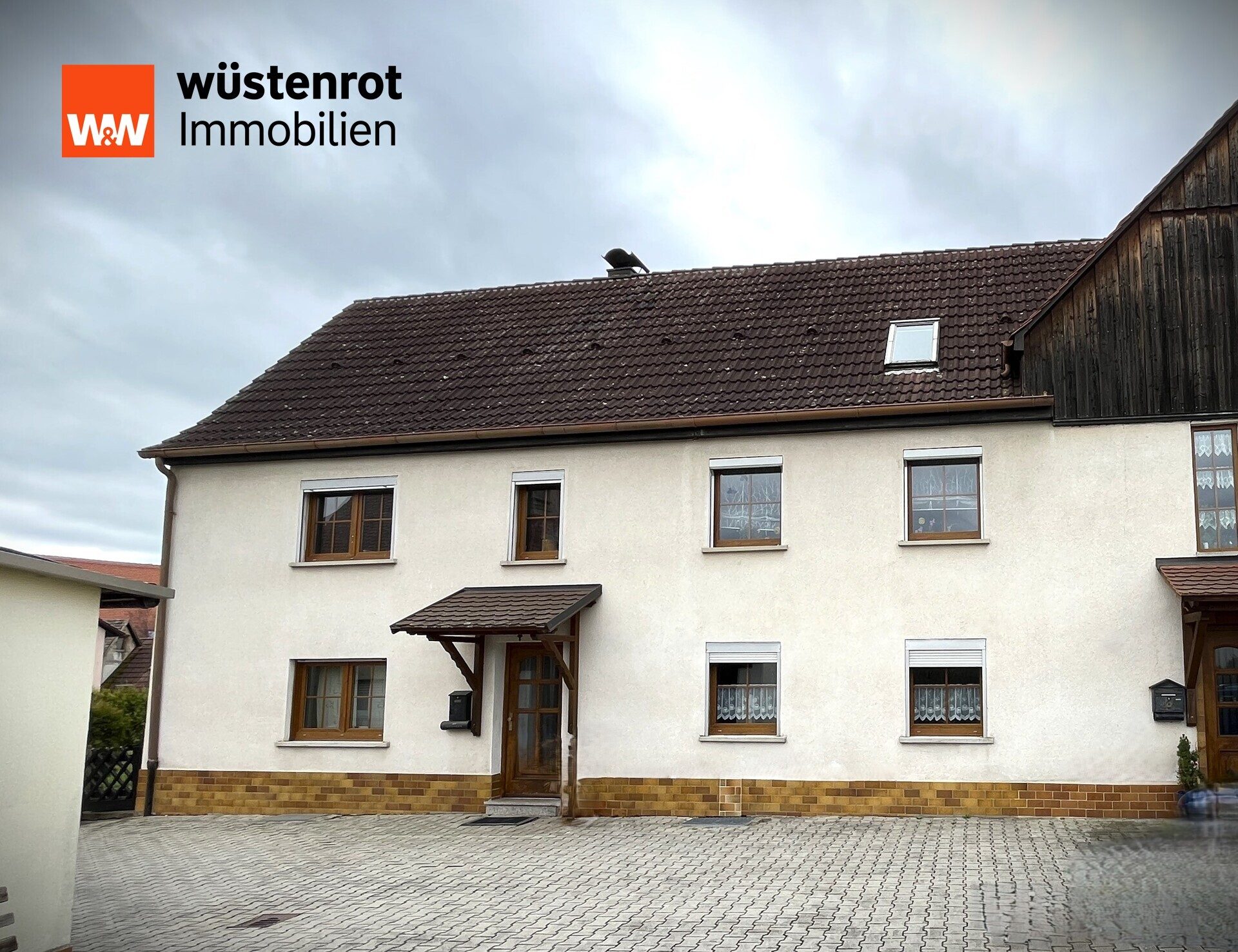 Immobilienangebot - Reichenschwand - Alle - "Viel Platz für alle"  Zweifamilienhaus mit 8,5 Zimmern und knapp 248 m², im Herzen Reichenschwands