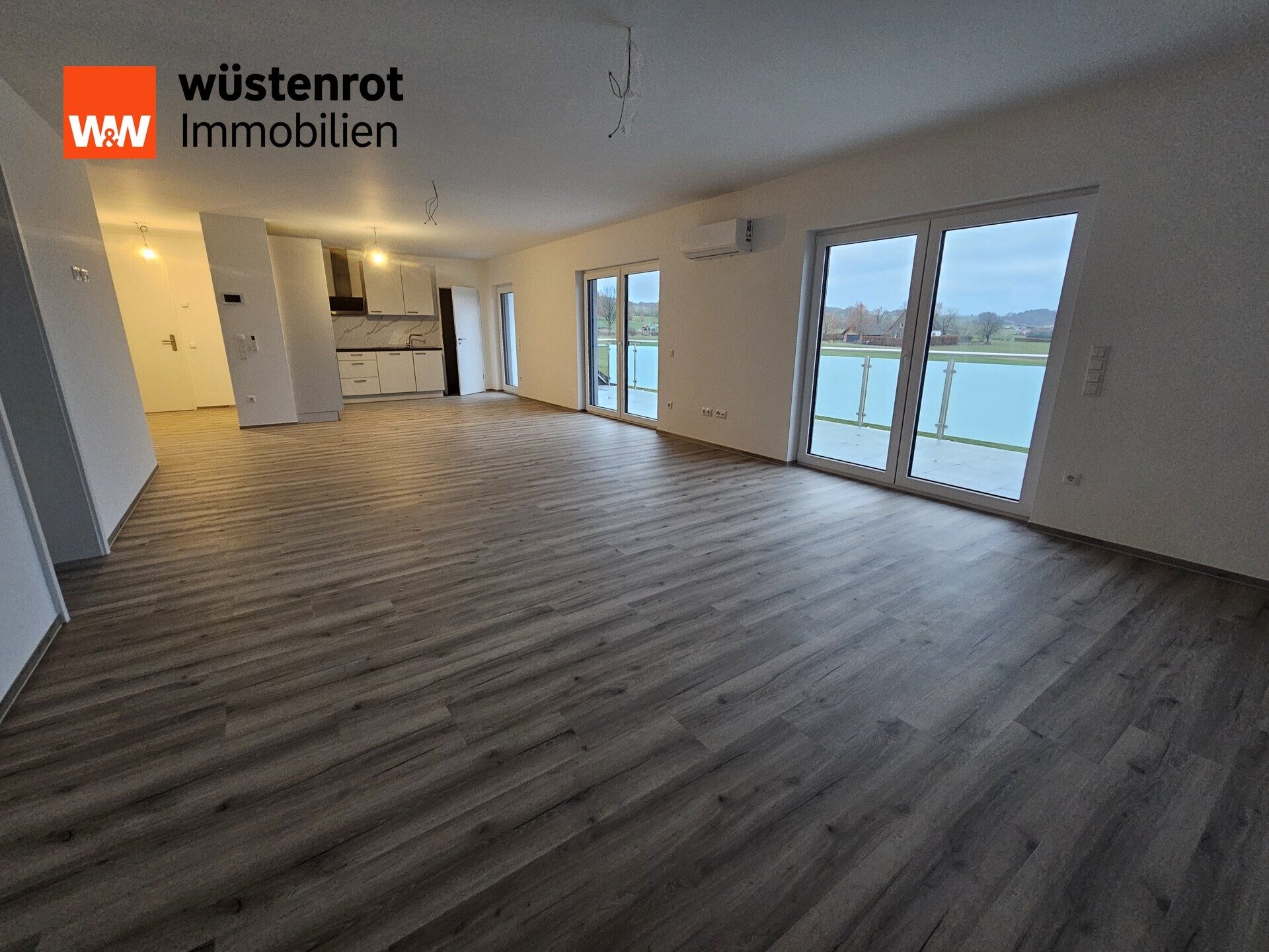 Immobilienangebot - Lahntal / Sterzhausen - Alle - RESERVIERT Großzügige moderne 5-Zimmerwohnung mit Komfort und Dachterrasse in Lahntal-Sterzhausen