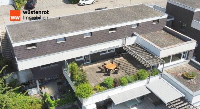 Immobilienangebot - Aalen - Alle - Traumhafter Ausblick! Terrassenhaus/ Penthouse mit 2 Garagen und 2 separaten Eingängen