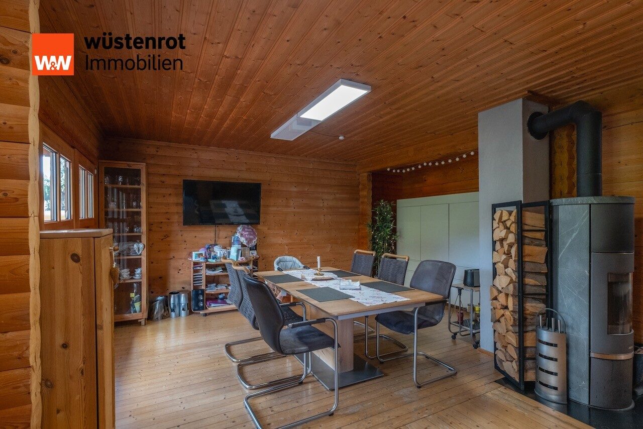 Immobilienangebot - Nieste - Alle - +++ Wunderschönes und einzigartiges Blockhaus mit 2 Garagen auf ruhigem Südgrundstück +++