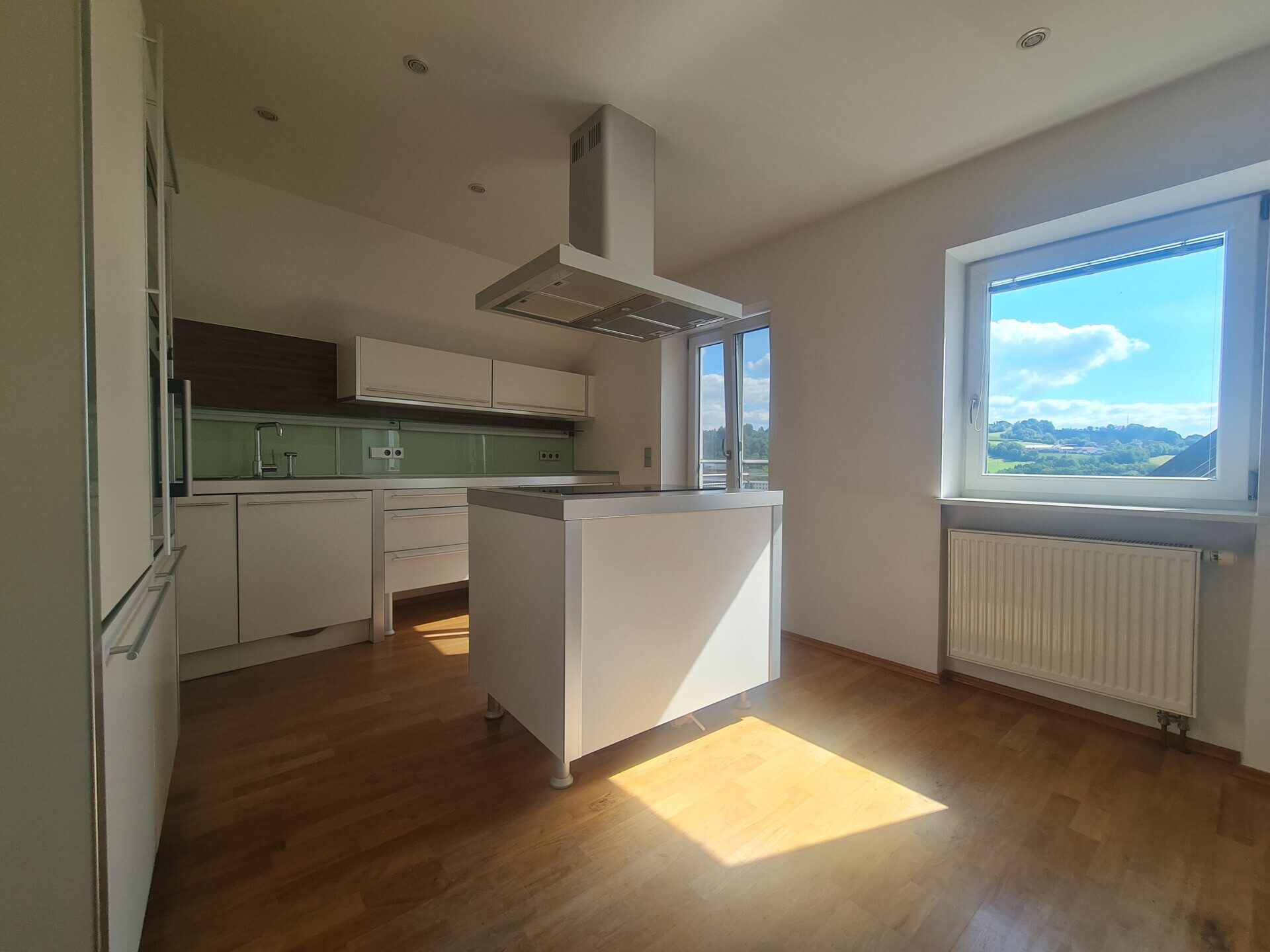 Immobilienangebot - Röhrnbach - Alle - Ihre Visitenkarte - tolle, repräsentative Gewerberäume für Kanzlei, Büro, Atelier, Praxis, coworking