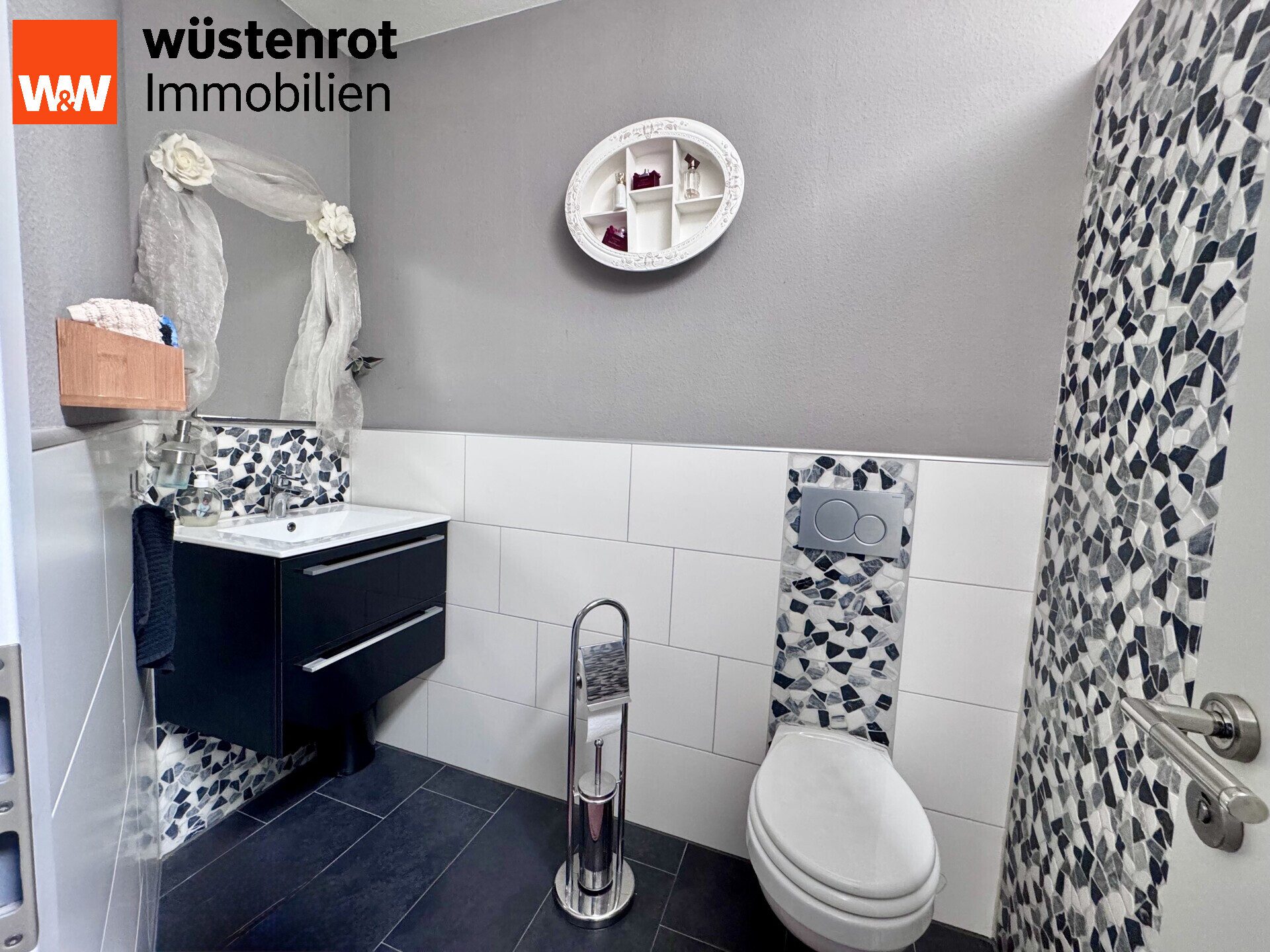 Immobilienangebot - Hamm / Herringen - Alle - Willkommen im neuen ZuHause: 2016 renoviertes und modernisiertes Einfamilienhaus in Hamm-Herringen