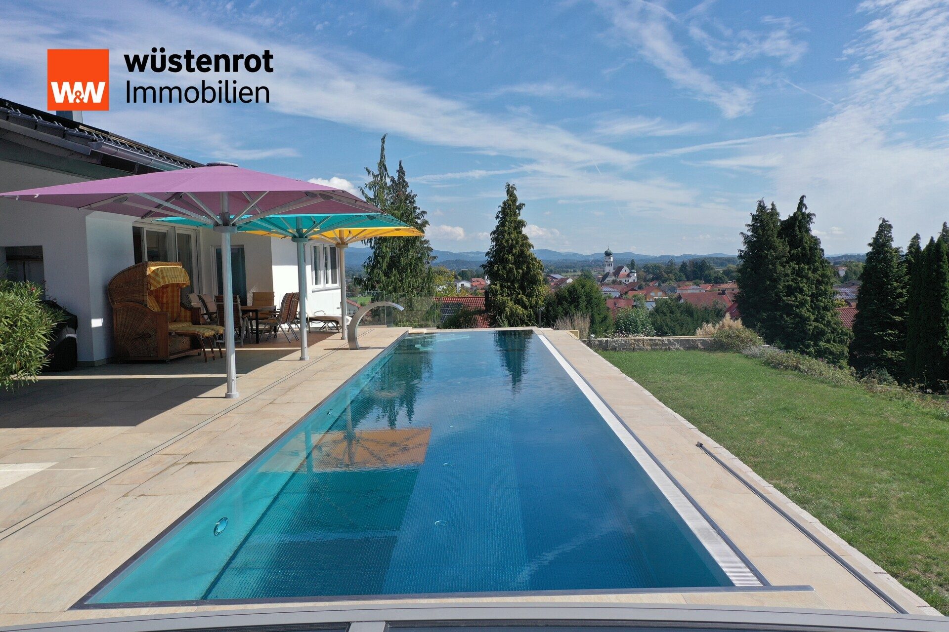 Immobilienangebot - Niederwinkling - Alle - Luxus & Natur vereint: Exklusives Anwesen mit Pool, PV-Anlage & 7.000 m2 Grundstück i Niederwinkling
