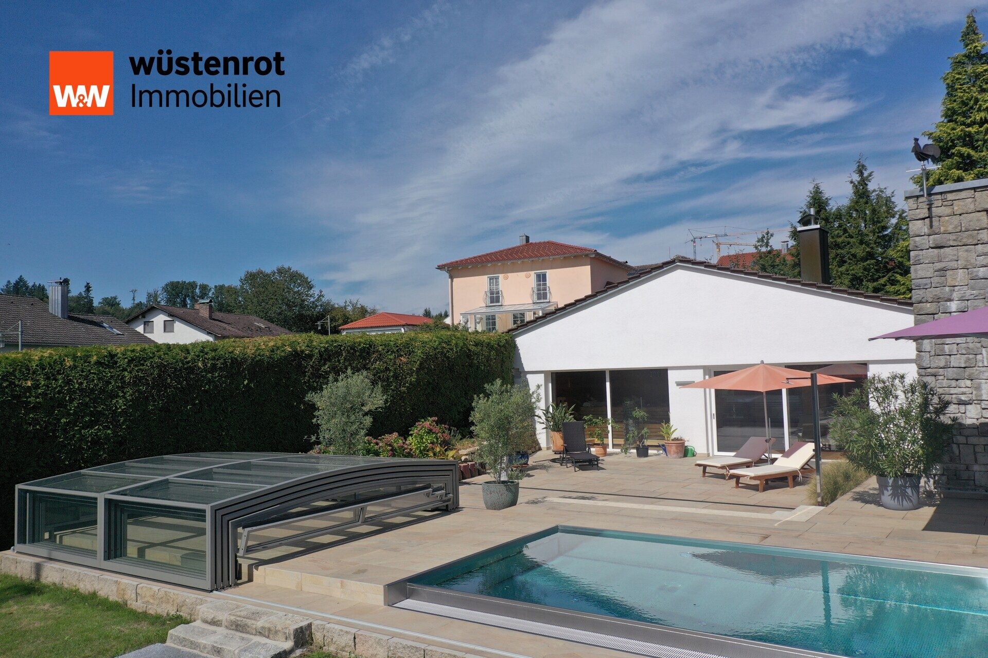 Immobilienangebot - Niederwinkling - Alle - Luxus & Natur vereint: Exklusives Anwesen mit Pool, PV-Anlage & 7.000 m2 Grundstück i Niederwinkling