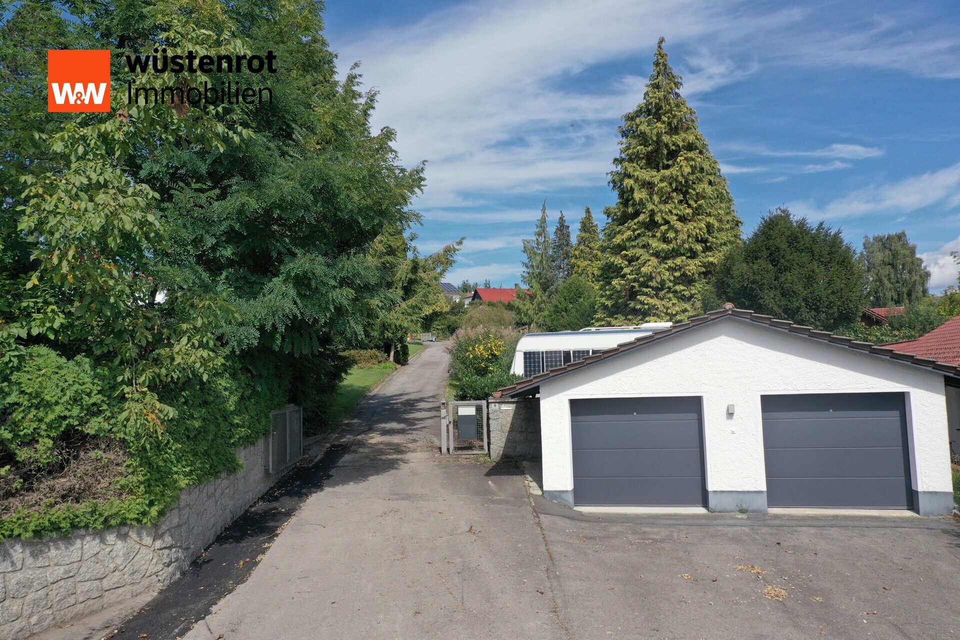 Immobilienangebot - Niederwinkling - Alle - Luxus & Natur vereint: Exklusives Anwesen mit Pool, PV-Anlage & 7.000 m2 Grundstück i Niederwinkling
