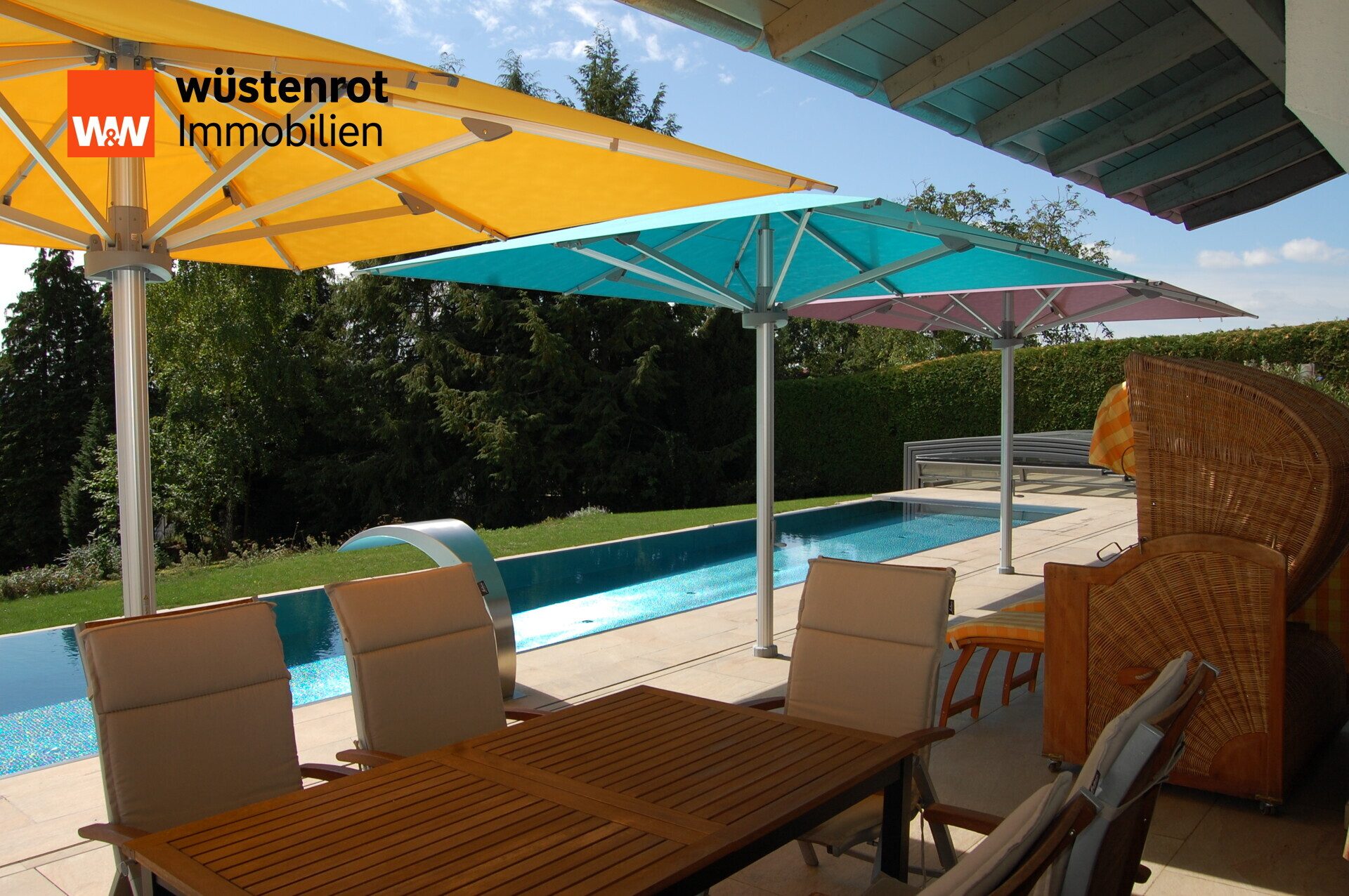 Immobilienangebot - Niederwinkling - Alle - Luxus & Natur vereint: Exklusives Anwesen mit Pool, PV-Anlage & 7.000 m2 Grundstück i Niederwinkling
