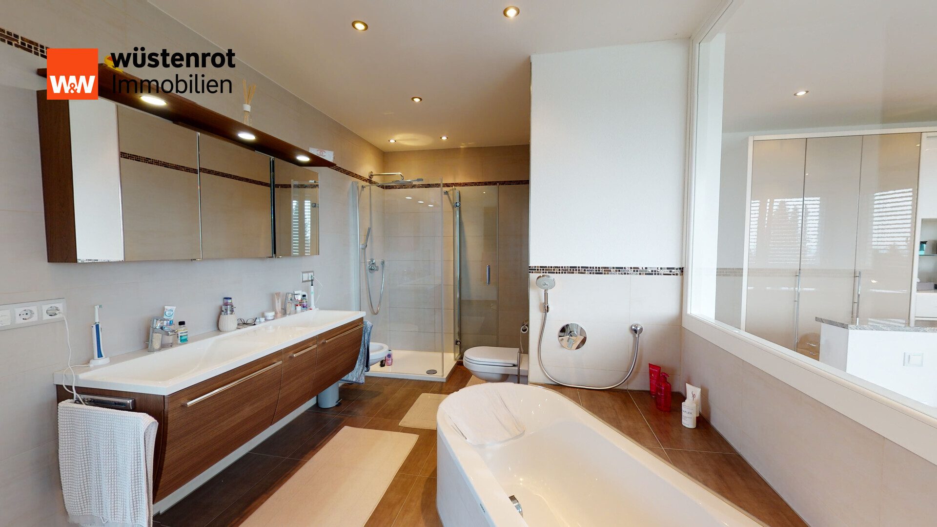 Immobilienangebot - Niederwinkling - Alle - Luxus & Natur vereint: Exklusives Anwesen mit Pool, PV-Anlage & 7.000 m2 Grundstück i Niederwinkling
