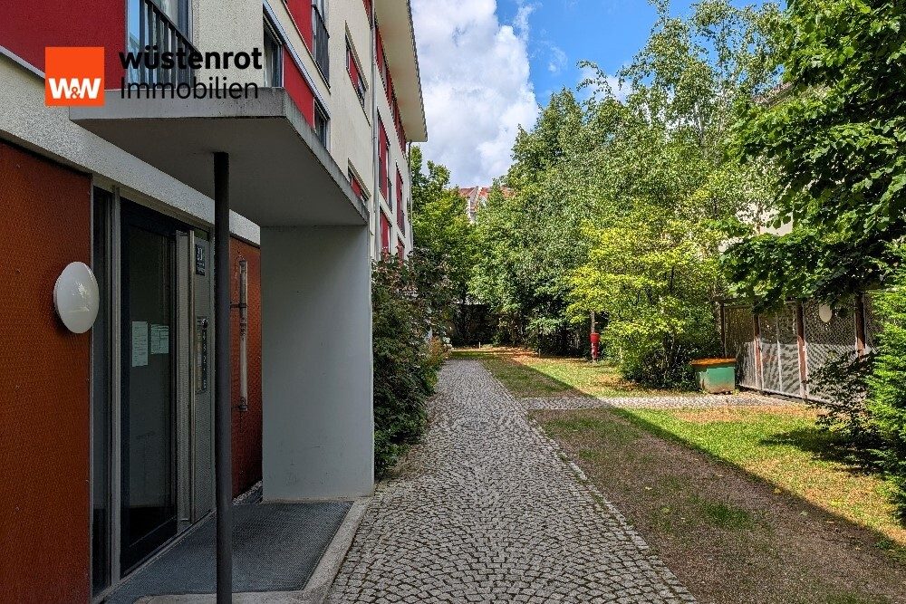 Immobilienangebot - München - Alle - Barrierearme 2-Zimmerwohnung mit Terrasse in ruhiger Innenhoflage am Stiglmaierplatz