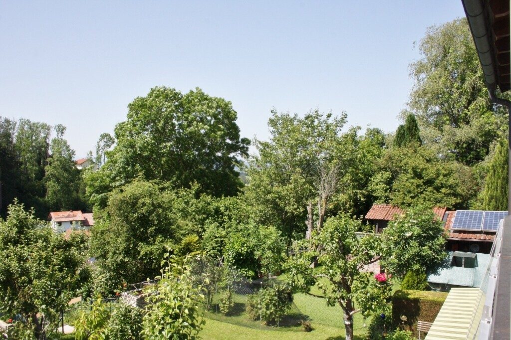 Immobilienangebot - Durach - Alle - Saniertes, modernes Reihenmittelhaus in gehobener Ausstattung mit eigenem Garten in Durach