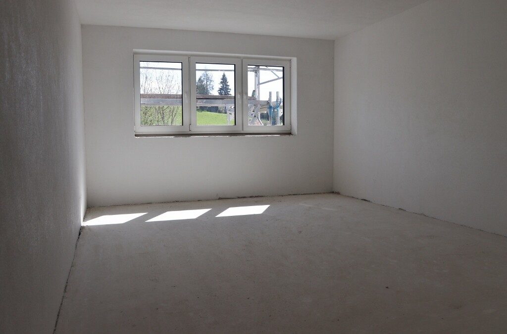 Immobilienangebot - Durach - Alle - Saniertes, modernes Reihenmittelhaus in gehobener Ausstattung mit eigenem Garten in Durach