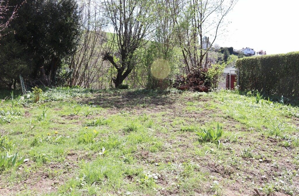 Immobilienangebot - Durach - Alle - Saniertes, modernes Reihenmittelhaus in gehobener Ausstattung mit eigenem Garten in Durach
