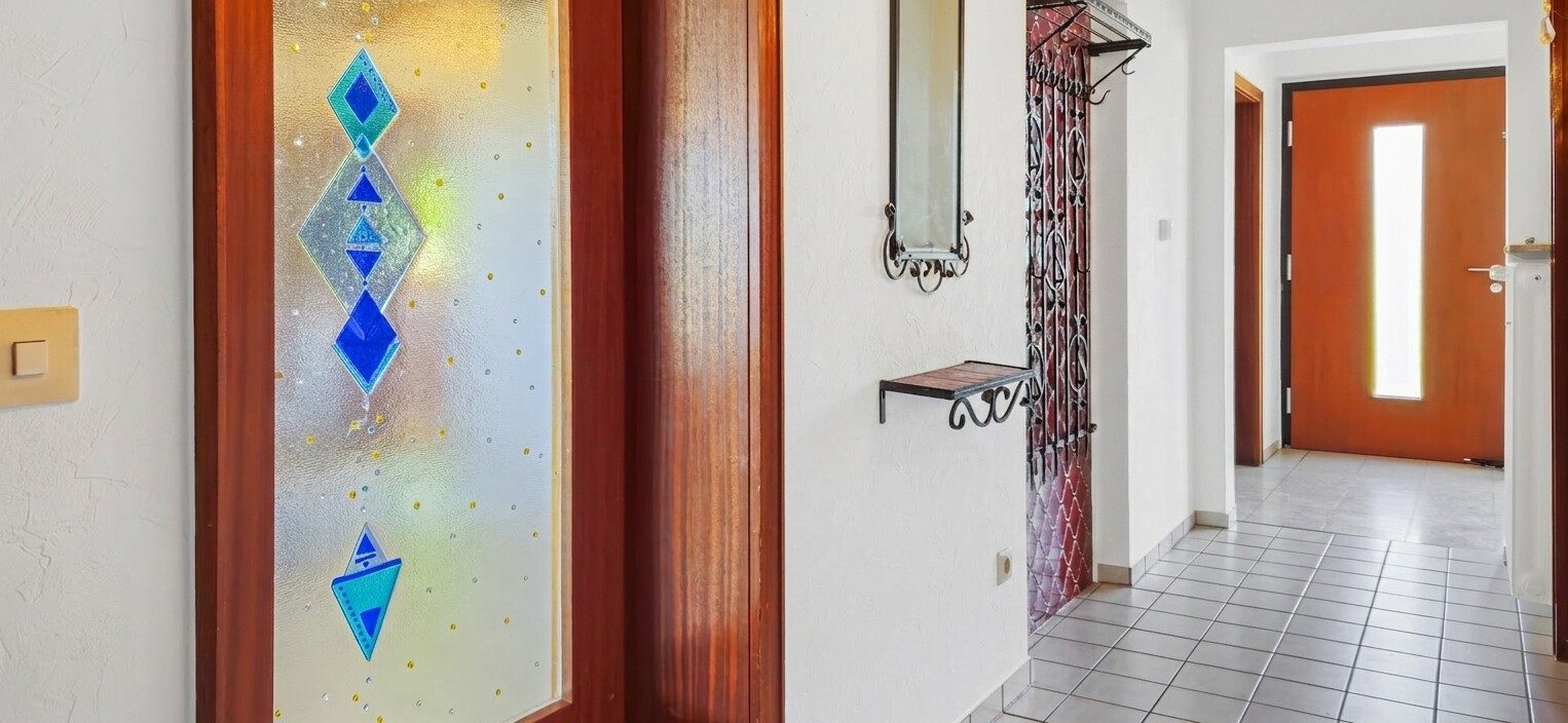 Immobilienangebot - Merzig - Alle - Mehrgenerationenhaus mit Einliegerwohnung und großem Grundstück in ruhiger Lage!