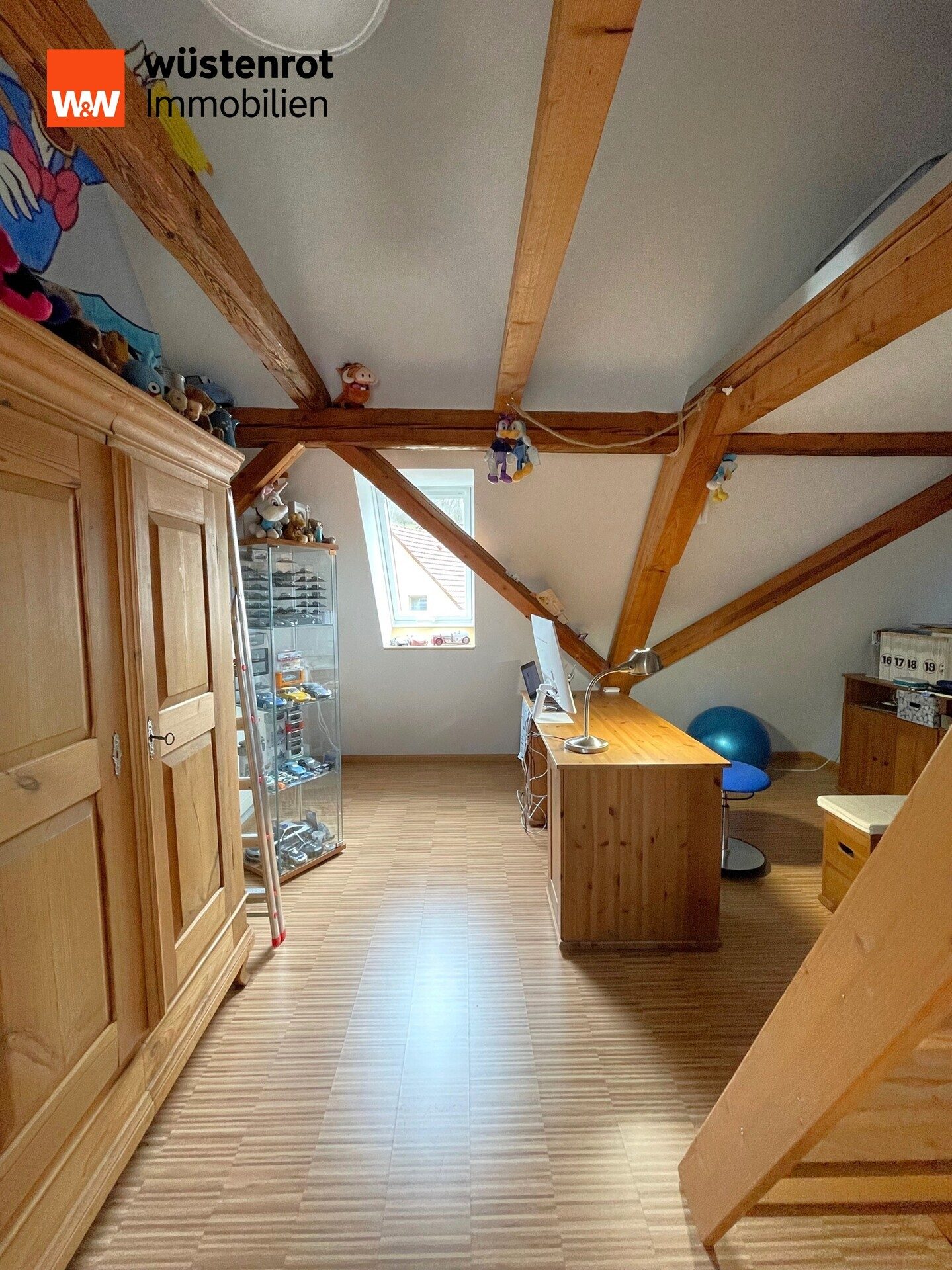 Immobilienangebot - Offenhausen / Breitenbrunn - Alle - Geschmackvolles und edles Domizil 
in ländlicher Idylle